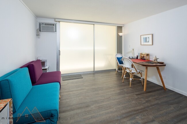 Photo - 440 Lewers St
