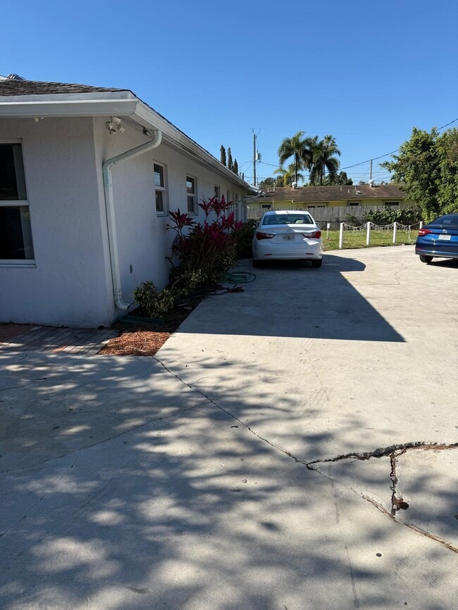Photo - 4431 Melvin Rd