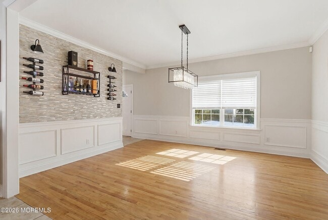 Photo - 941 Fifth Ave