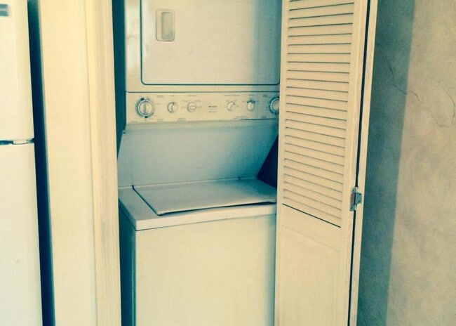 Photo - 40 Donna Ct Unit 8