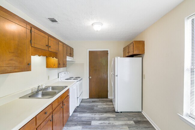 Photo - 3499 McGavock Pike