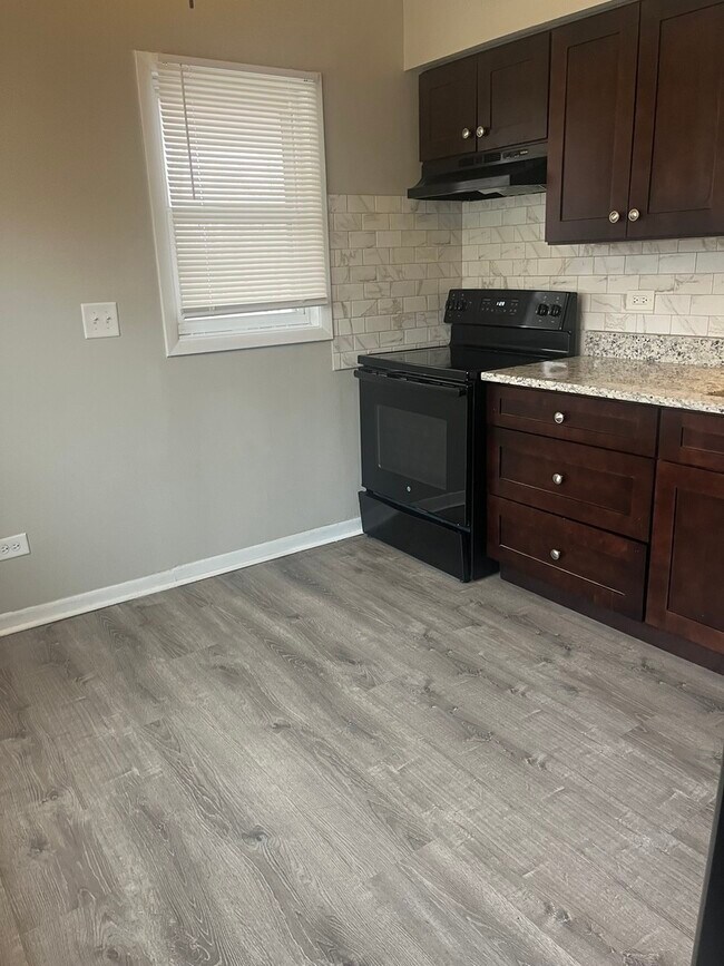 Photo - 1340 N Main St Unit C11