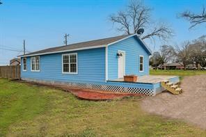 Photo - 1124 Cemetery Rd