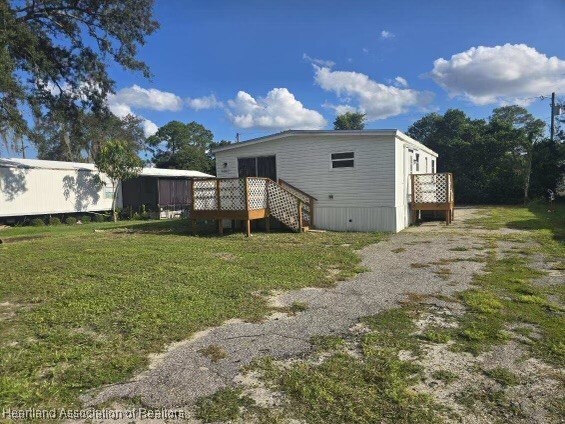 Photo - 4807 Mundell Ave