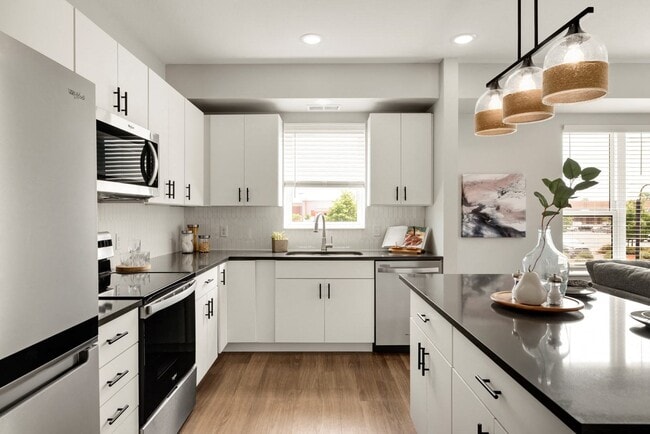 Tencel - 2 Bed / 2 Bath - 1,053 Sq.Ft.