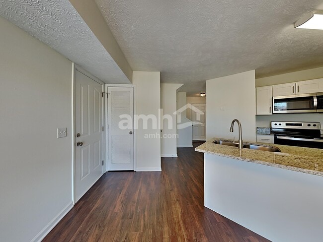 Photo - 7460 Maggie Dr