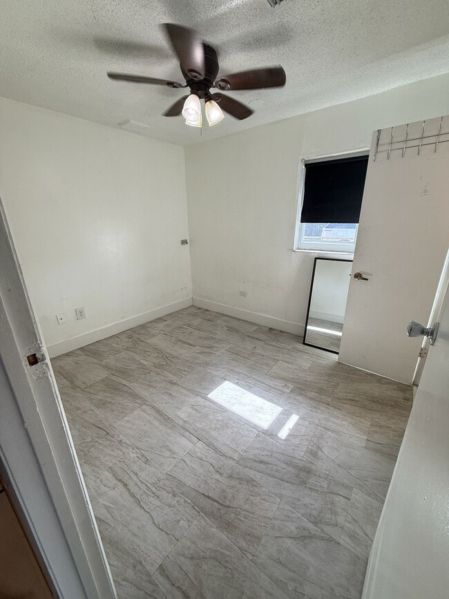 Photo - 10370 SW 7th St Unidad Efficiency near FIU