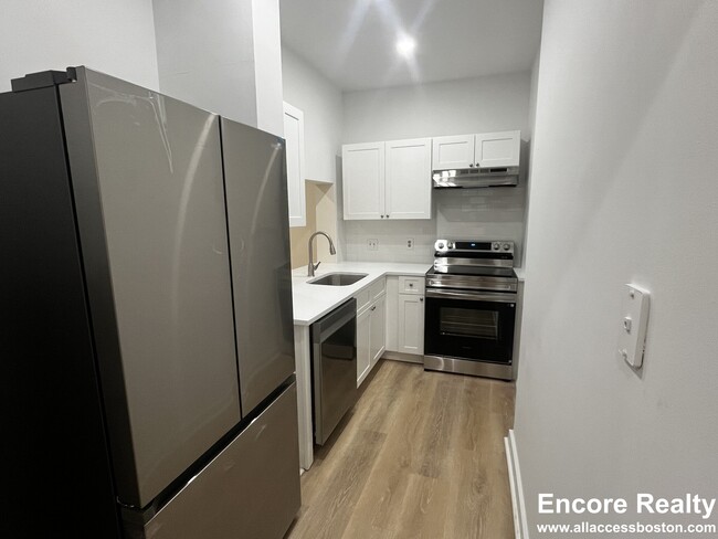 Building Photo - 460 Park Dr Unit 22 Rental