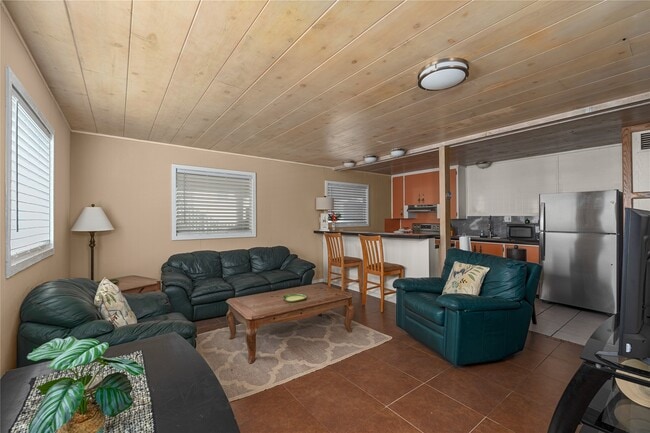 Photo - 2615 Gulf Blvd Unidad SW