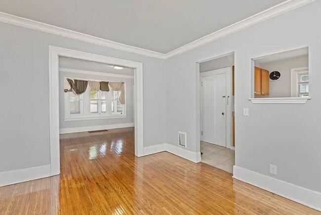 Photo - 191 Westfield St