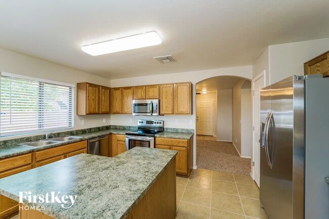 Photo - 2046 Silver Grass Pl