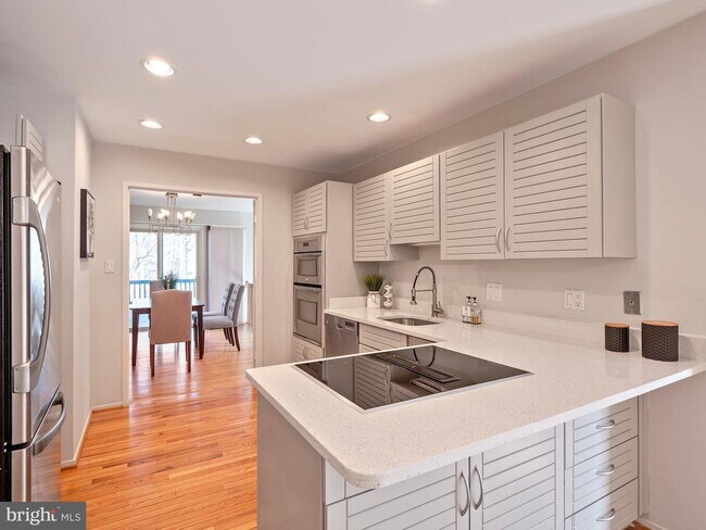 Photo - 7801 Whiterim Terrace