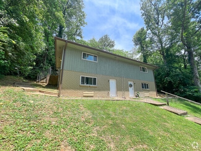 Building Photo - 133 W Ridgewood Ave Rental
