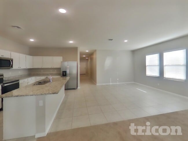 Photo - 35381 W Santa Clara Ave