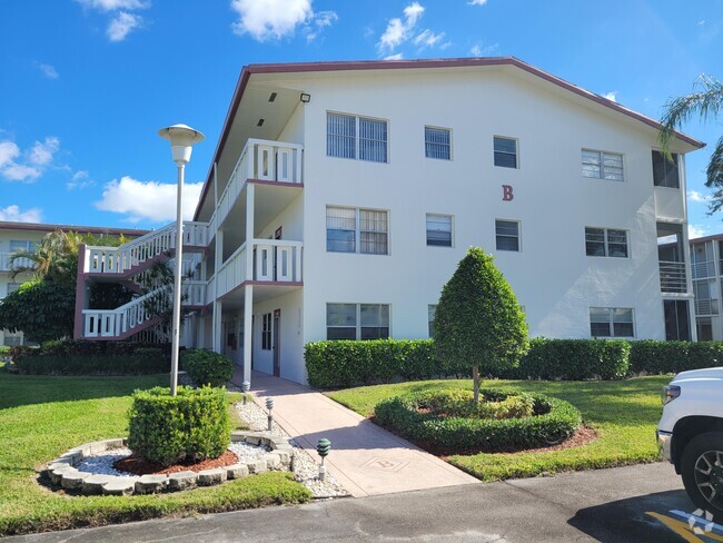 Building Photo - 84 Fanshaw B Unit 84 Rental