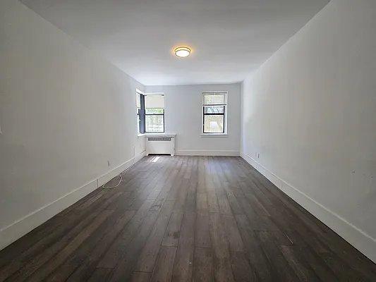 Photo - 0 bedroom in Bronx NY 10468 Unidad 1G