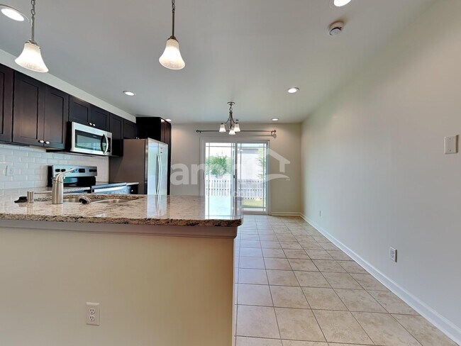 Photo - 423 Sea Breeze Dr