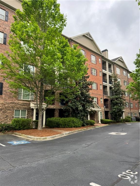 Building Photo - 2300 Peachford Rd Unit 3308 Rental