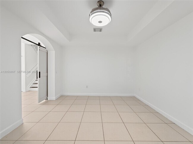 22963 SW 113 Passage