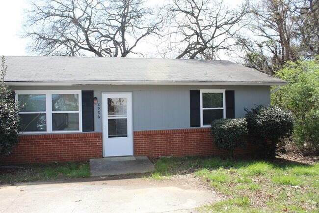 Building Photo - Maryville 2-bedroom Duplex Rental