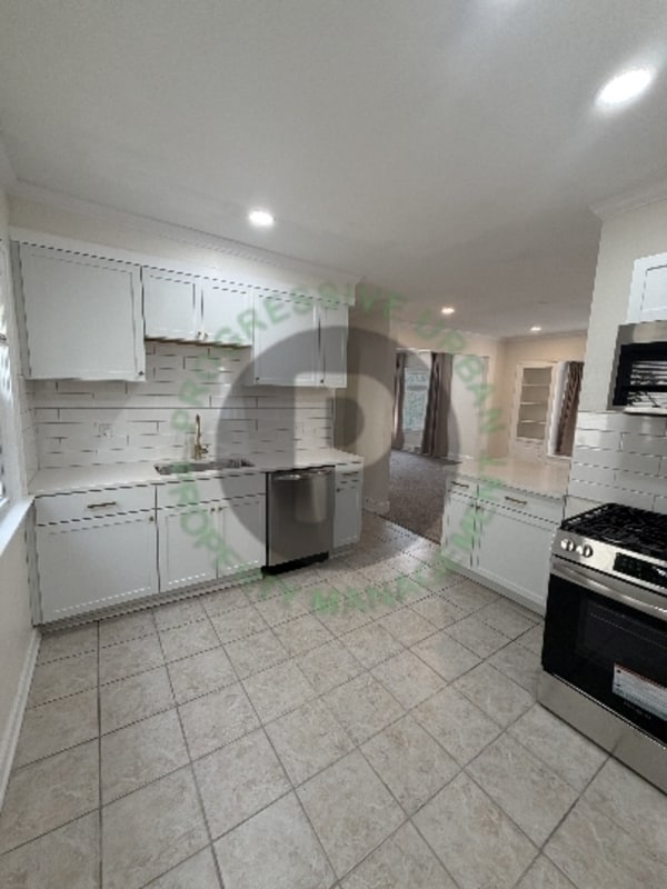 Photo - 4345 W 48th St