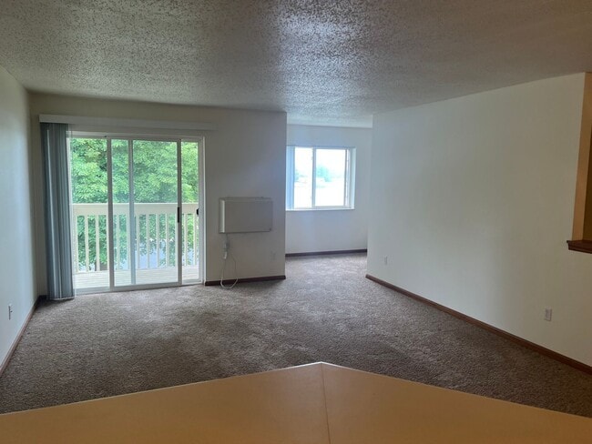 River Ridge Apartments-Waupaca