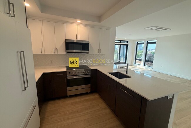 Photo - 1950 Washington St Unidad PH 5D Rental