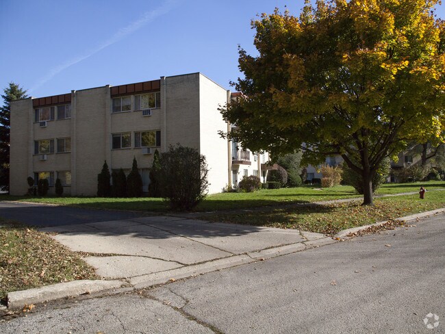 2900 Lincoln Ave