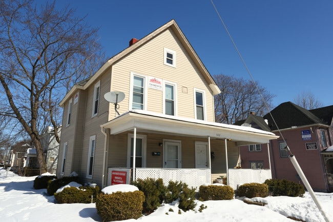 Photo - 422 Washtenaw Ave