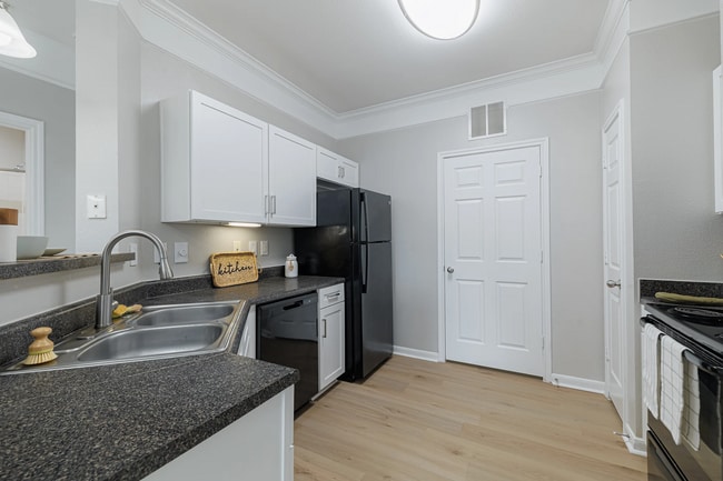 Photo - Where Comfort Reigns Unidad BRYX2