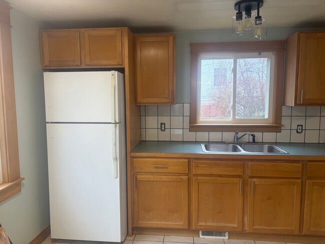 Photo - 530 High St Unidad 2