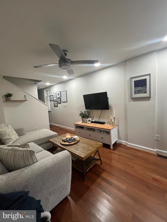 Photo - 1215 Cooksie St