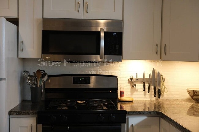 Photo - 928 Hoffman St