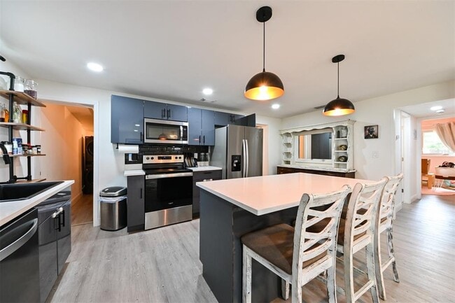 Photo - 4114 W Olive St