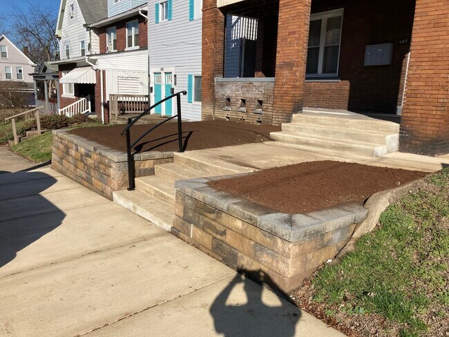 Photo - 607 E 14th Ave