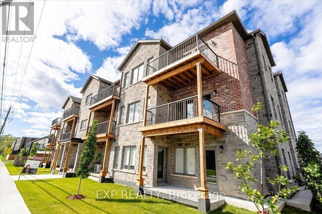 Photo - 163 Port Robinson Rd Unité 305