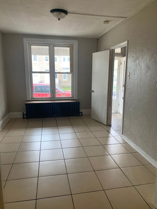 Photo - 1458 Monroe St Unit 1458 Monroe Street Apt 1