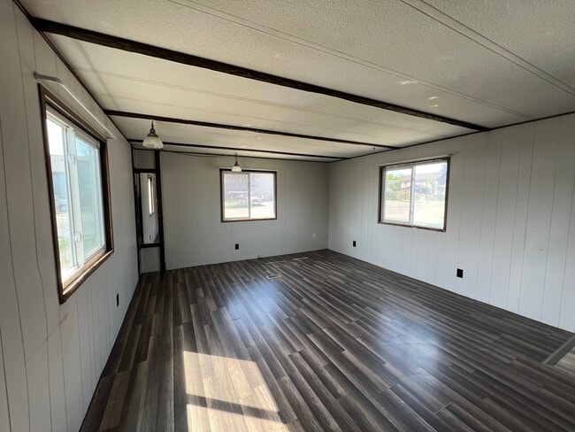 Building Photo - Silsbee Park Unit 110 Rental