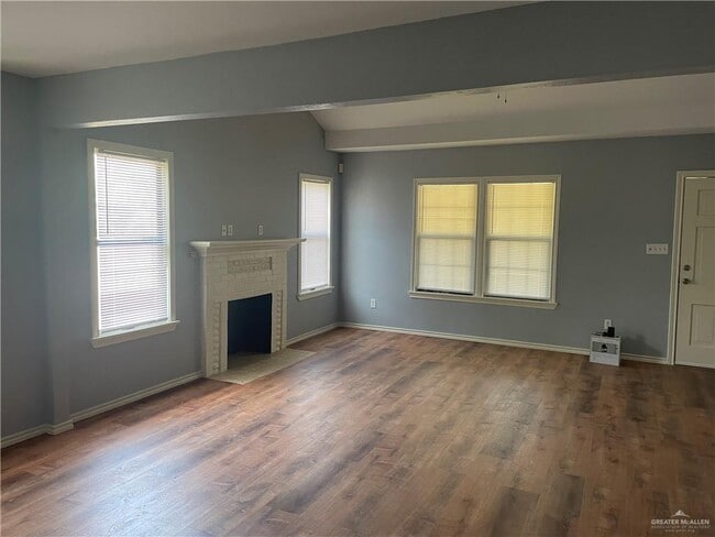 Photo - 13 S 8th St
