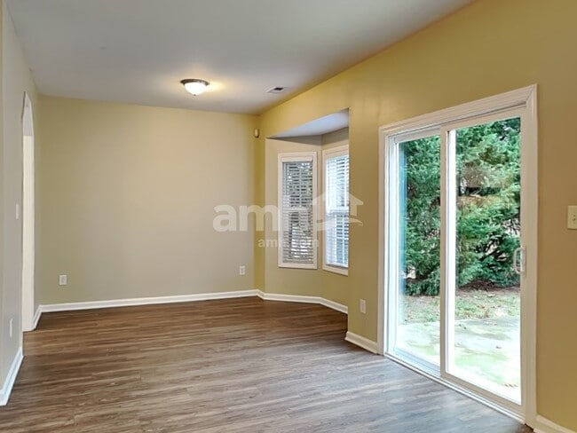 Photo - 1414 Southgate Dr