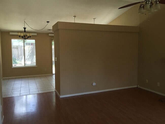 Photo - 769 Prairie Dunes Dr