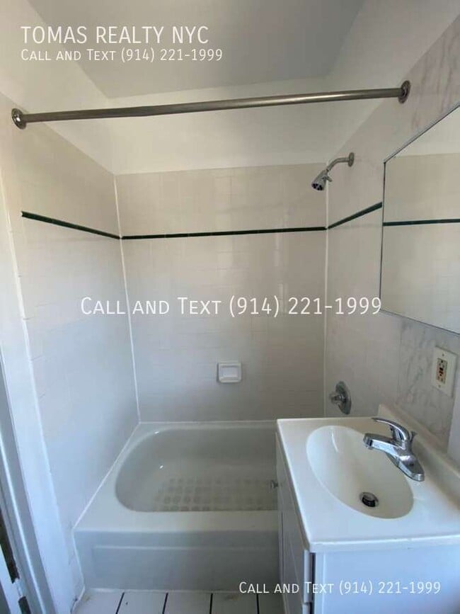 Photo - 126 Oliver Ave Unit 2