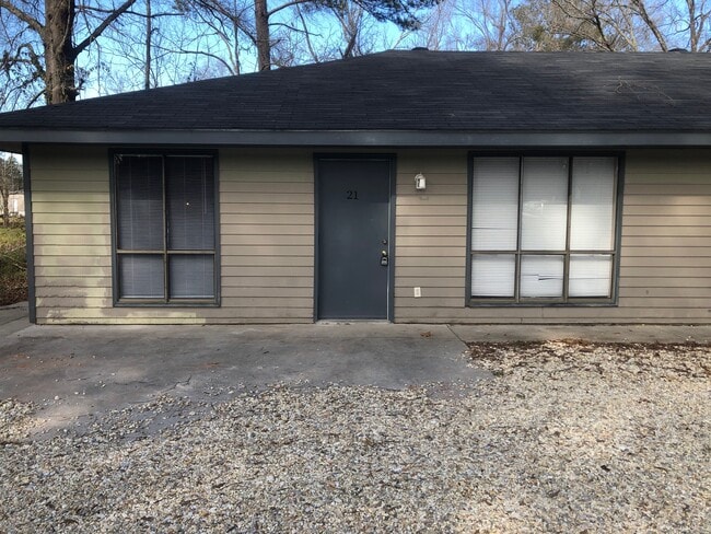 Building Photo - 45493 Sciara Ln Unit 21