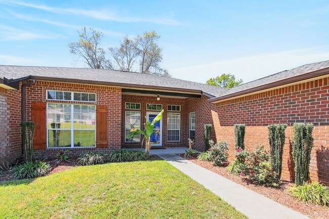 Photo - 1249 Northview Dr