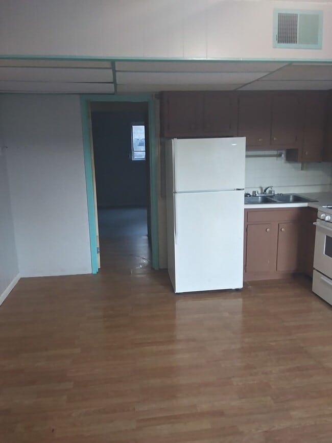 Photo - Madrid Court Unit 201