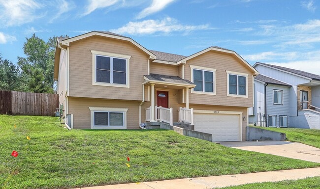 Building Photo - Gorgeous Family home for Rent!