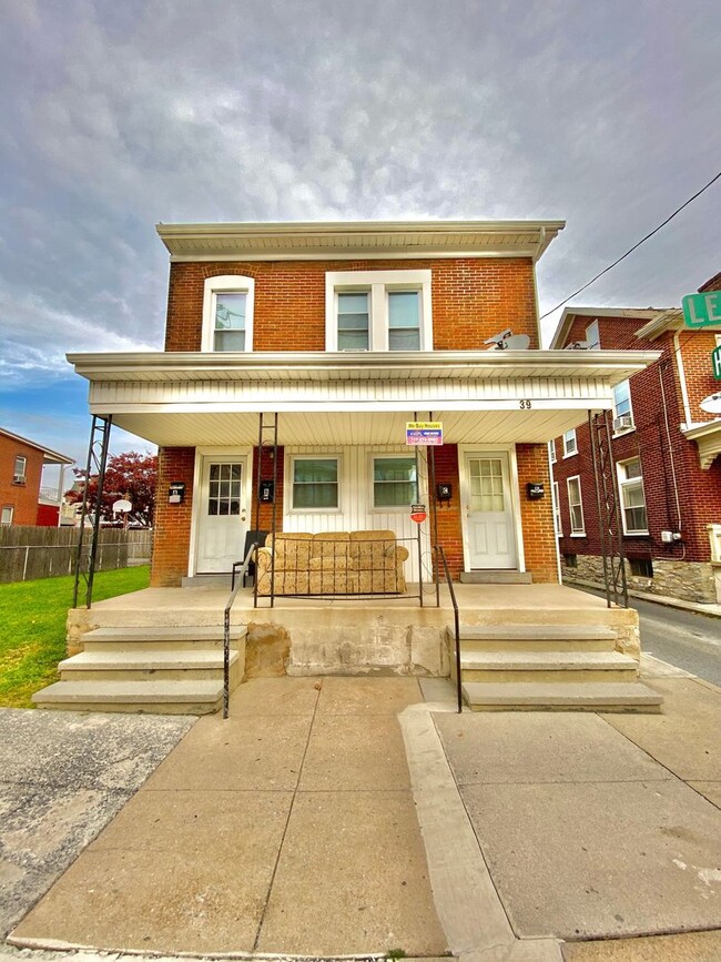 Building Photo - 39 Lehman St Rental