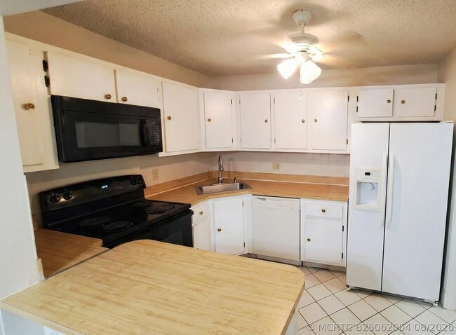 222 Pine HOV Cir Unit B-2
