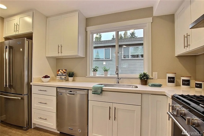 Photo - 1415 175th Pl NE