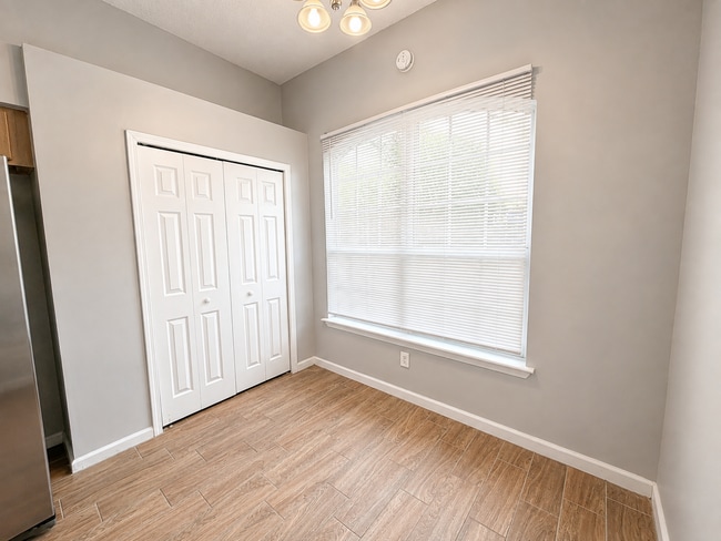 Photo - Bright and spacious home with an open and comfortable floor plan.